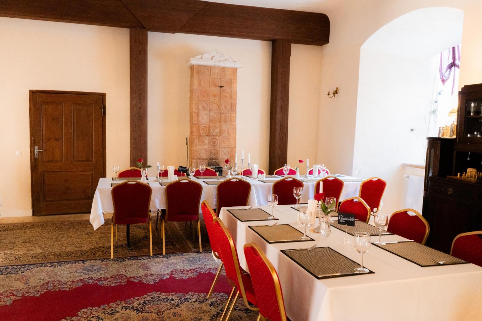 Edoles Pils Otel Dış mekan fotoğraf